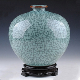 Jingdezhen ceramics antique kiln crack opening piece Classical Celadon vase ornaments modern home accessories Style2