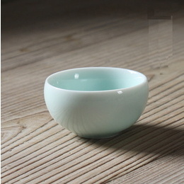 Longquan celadon & plum green,power blue & crackle glaze ware kung fu tea cup ; Diyao powder blue 