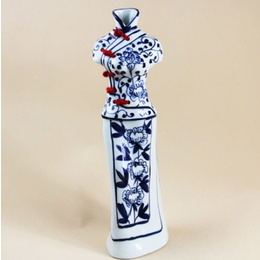 Jingdezhen ceramics, porcelain figures and creative shape, ethnic style cheongsam beauty shaped ceramic vase crafts ornaments ; Style6