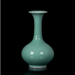 Jingdezhen porcelain & classic types of China pea green glaze vases ; Style7