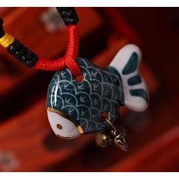 Collana fatta a mano di pesce rombo stile antico con campanella allegata