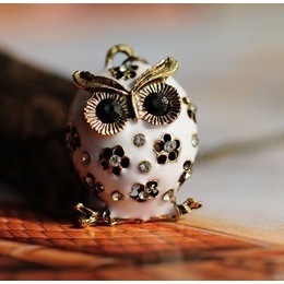 Carved Oil-Spot Glaze Cute Owl Necklace White