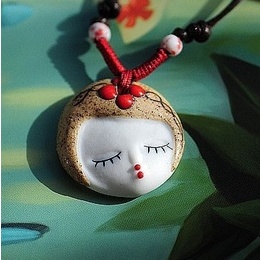 Chinese Sleeping Beauty Ceramic Knit Necklace