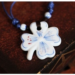 Four Leaf Clover White Ceramic Necklace