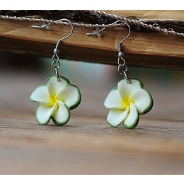 Boucles d′oreilles fleur de pêcher