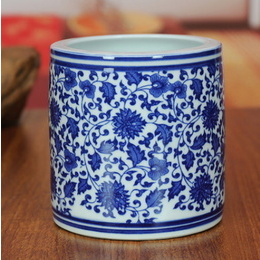 Blue and white porcelain vase Jingdezhen Ceramic Lotus Scroll Pen container , modern home furnishing