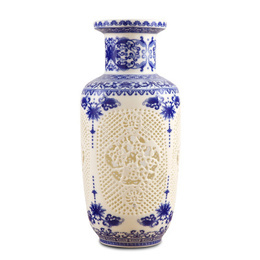 Jingdezhen porcelain & blue and white hollow-out vase ; Style1