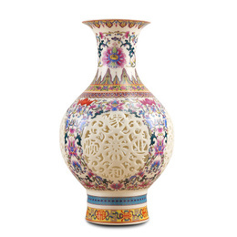 Jingdezhen porcelain & famille rose & hollow-out style vase ; Style3