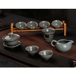 Longquan celadon tea sets, crackle glaze ceramic package of Kung Fu Tea ; Style1