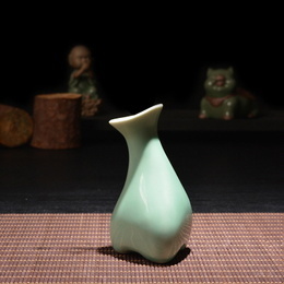 Longquan celadon vase creative small fresh solid color, simple small vase crafts ornaments ; Style7
