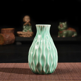 Longquan seledynowy wazon kreatywny mały świeży, jednolity kolor, proste małe ozdoby rzemiosła w wazonie; Styl9