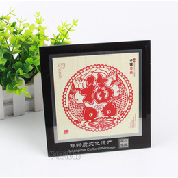 Chinese paper-cut decorative painting Double Fish 