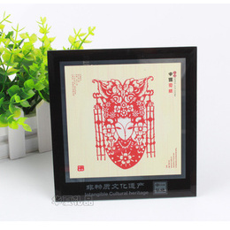 Chinese paper-cut decorative painting Hong Fu