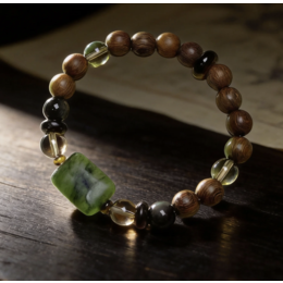 Sandalwood & Jade ′Wushi′ Safety-plaque Bracelet
