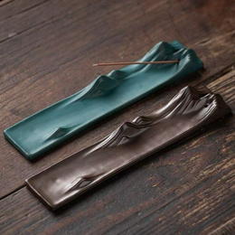 Thousand-Mile Landscape Incense Holder / Reclining Burner